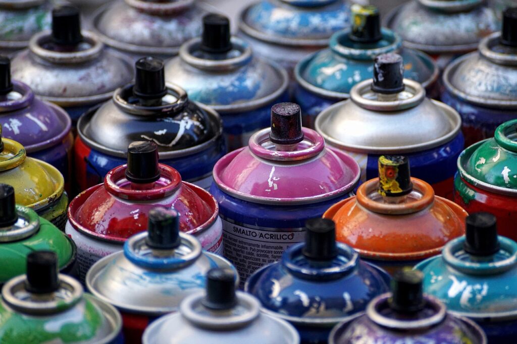 verfrissende gezichtssprays zijn de perfecte oplossing voor een directe hydratie en een frisse uitstraling. ontdek onze selectie van verzorgende sprays die de huid verkwikken, verzachten en revitaliseren, ideaal voor elke huidtype.