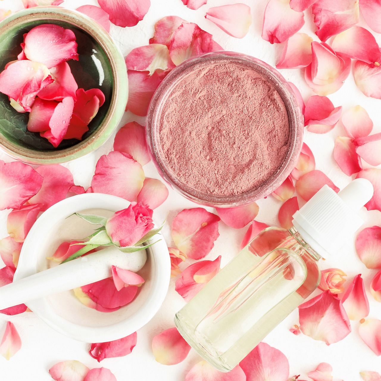 ontdek de beste tips en producten voor je huidverzorging. van reiniging tot hydratatie, vind de perfecte routine voor een stralende huid.